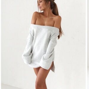Old Sport Off The Shoulder Sweatshirt Dress
Loungewear Gray